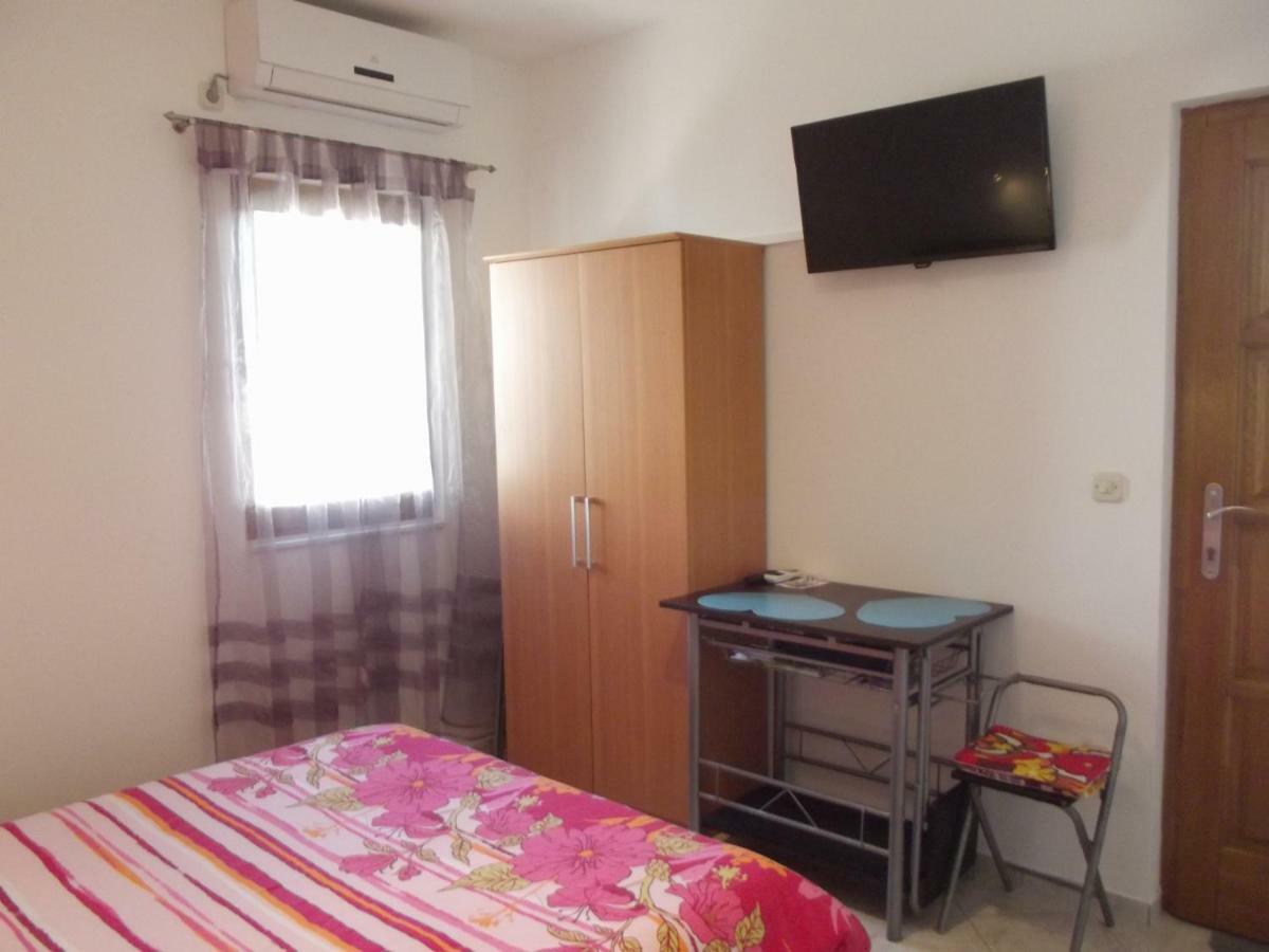Apartments Goga 말리로시니 외부 사진